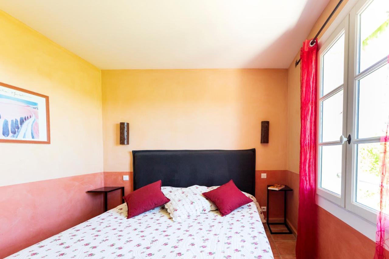 La Ferme Du Petit Segries Bed And Breakfast Moustiers-Sainte-Marie Exterior photo